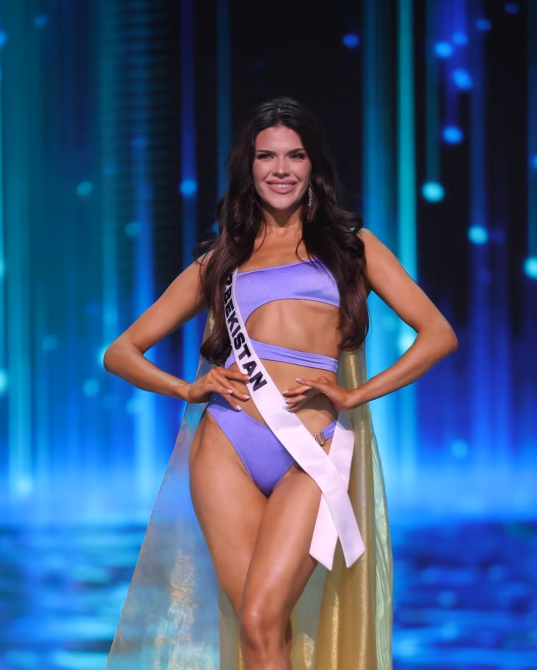 Người đẹp Uzbekistan - Nigina Fakhriddinova.