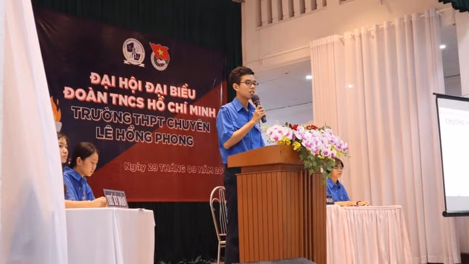 Minh Hoàng 'bén duyên' với hoạt động Đoàn từ khi còn là học sinh THPT.