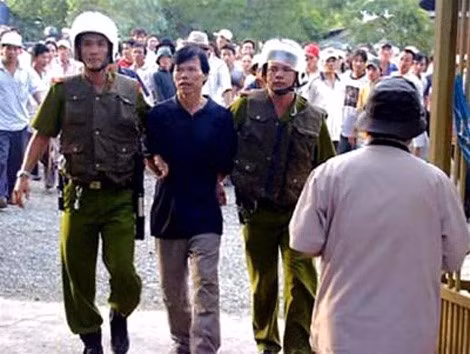 Tên tội phạm 'ăn tình' bỉ ổi trong giới giang hồ ảnh 2