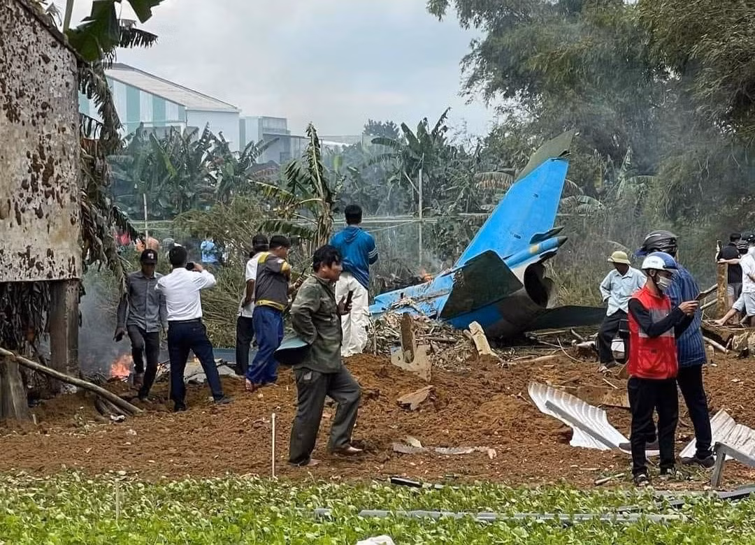 Chiếc máy bay Su-22 số hiệu 5880 do Đại úy phi công Đỗ Tiến Đức - Phi đội trưởng Phi đội 1 điều khiển, cất cánh lúc 11h04 ngày 9/1, đến 11h14 thì phi công báo máy bay gặp sự cố, không thể về hạ cánh được. Chỉ huy bay lệnh cho phi công cố gắng đưa máy bay ra khỏi khu đông dân cư và tiến hành nhảy dù. Đại úy phi công Đỗ Tiến Đức đã nỗ lực đưa máy bay ra xa khu dân cư và nhảy dù tại vị trí cách trục đường băng về phía Nam 19km, thuộc địa bàn xã Điện Nam Trung. Máy bay bị hư hỏng, tại vị trí máy bay rơi không có thiệt hại về người, phi công an toàn.