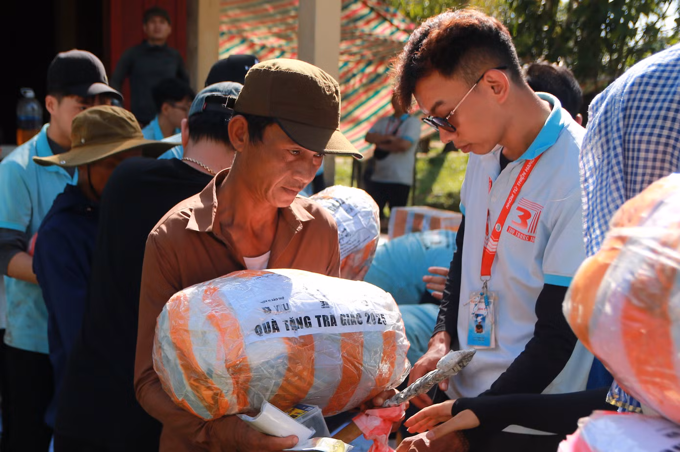 Tổng toàn bộ kinh phí cho chương trình thiện nguyện lần này là 150 triệu đồng, được kêu gọi và ủng hộ từ các nhà tài trợ, mạnh thường quân, nhà hảo tâm và hoạt động gây quỹ của các bạn trẻ. Với tinh thần "Đâu cần thanh niên có, đâu khó có thanh niên", áo xanh sẽ tiếp tục đến những vùng sâu, vùng xa để giúp đỡ bà con.