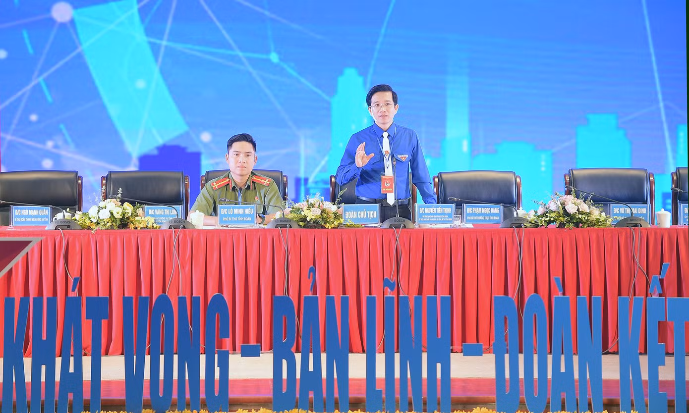Anh Nguyễn Tiến Thịnh phát biểu định hướng diễn đàn. Ảnh: Xuân Tùng Anh Nguyễn Tiến Thịnh phát biểu định hướng diễn đàn. Ảnh: Xuân Tùng
