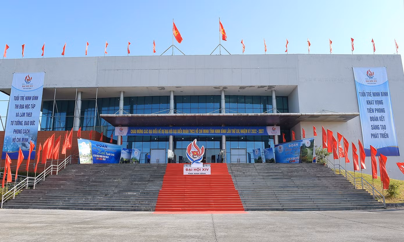 Đại hội diễn ra tại Trung tâm Hội nghị tỉnh Ninh Bình. Ảnh: Xuân Tùng