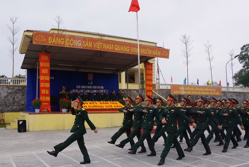 Tọa đàm thanh niên Quân đội chấp hành pháp luật ảnh 1