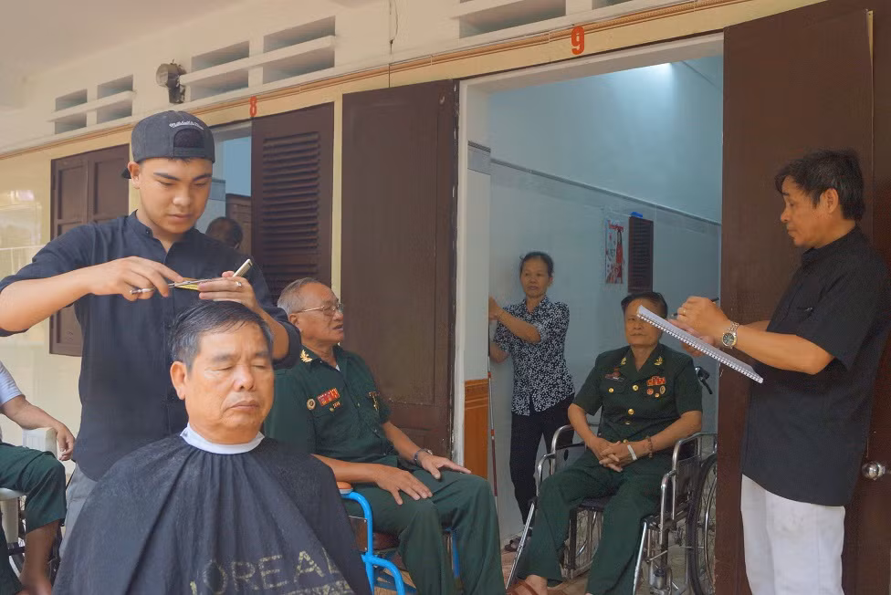 Vang mãi khúc quân hành ảnh 9