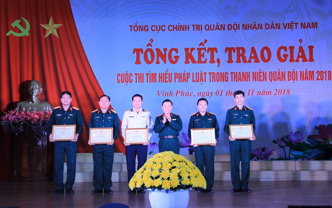 Tuổi trẻ Quân đội ‘nói không’ với vi phạm pháp luật ảnh 1