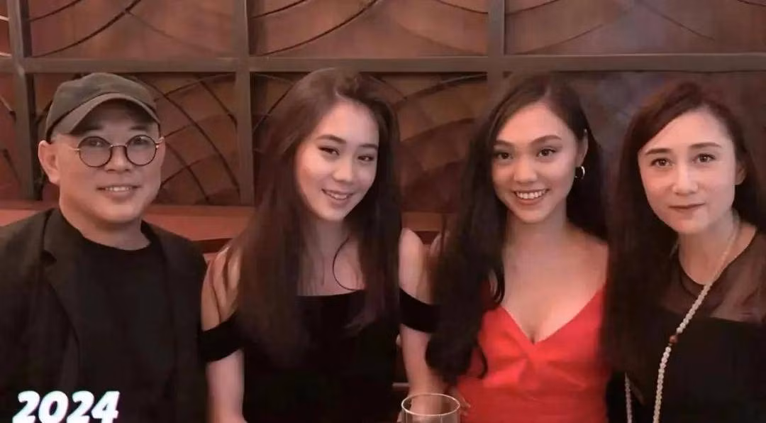 Gia đình Lý Liên Kiệt.