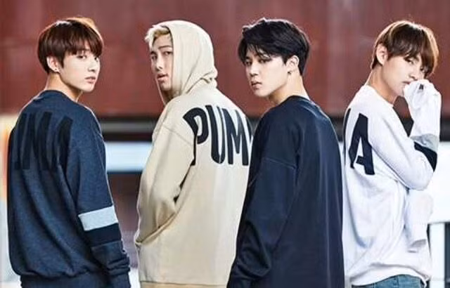 Jungkook, RM, Jimin, V (lần lượt từ trái sang) cần nhập ngũ vào quý 4 năm nay hoặc quý 1 năm 2024 để BTS tiếp tục hoạt động nhóm vào năm 2025.