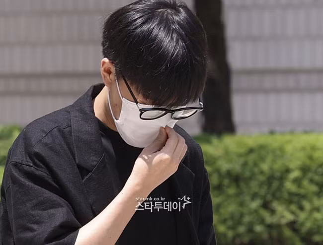 Moon Taeil tại phiên tòa. Ảnh: Naver.