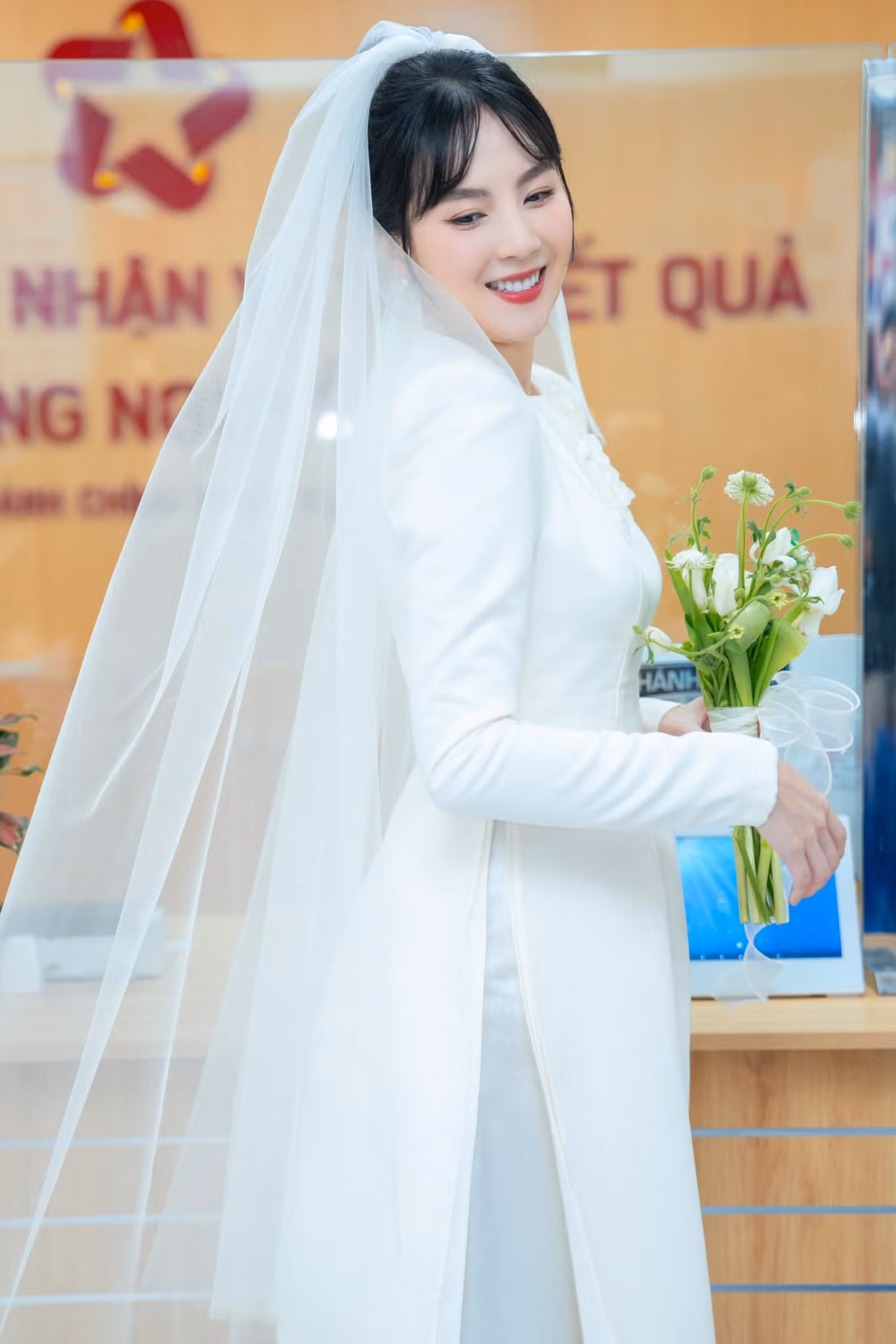MC Mai Ngọc bên người bạn đời, là thiếu gia ở Bắc Giang.