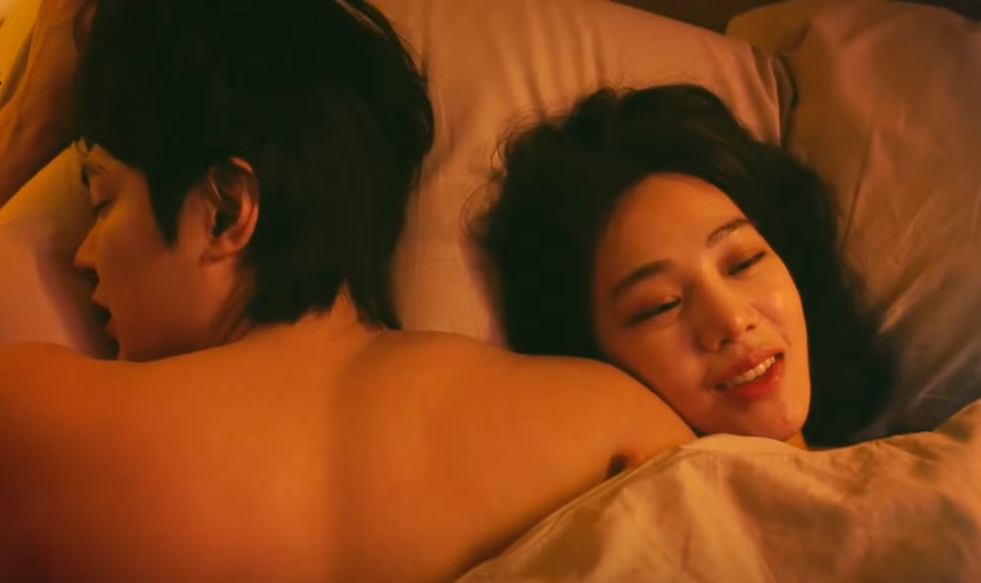 Cảnh nóng của Lee Min Ho và nữ diễn viên Han Ji Eun.