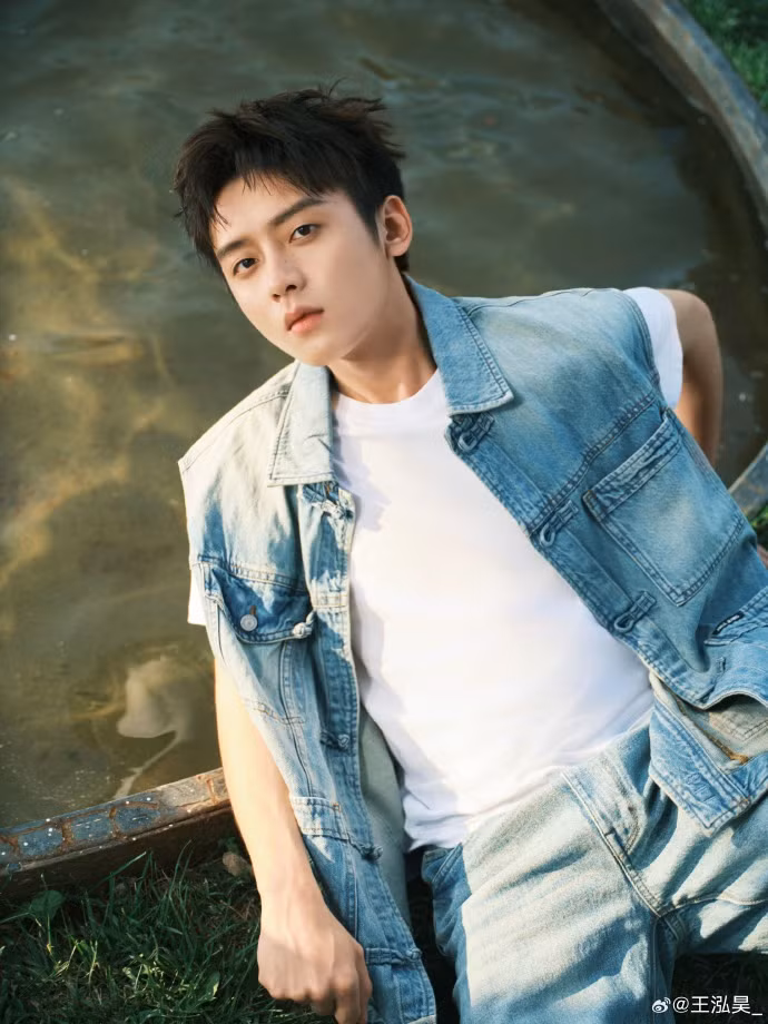 Phương Mỹ Chi đối đầu với nhiều đối thủ mạnh để tranh vé vào chung kết.