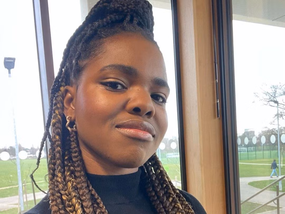 Nữ diễn viên Francesca Amewudah-Rivers đóng vai nàng Juliet trong vở nhạc kịch của đạo diễn Jamie Lloyd.