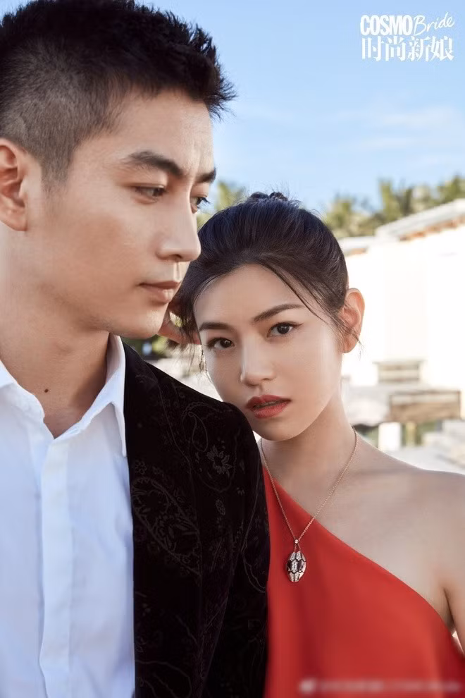 Tháng 12/2016, Trần Nghiên Hy sinh con trai - biệt danh Tiểu Tinh Tinh. Kể từ những năm sau đó, cặp sao liên tục bị đồn rạn nứt hôn nhân.