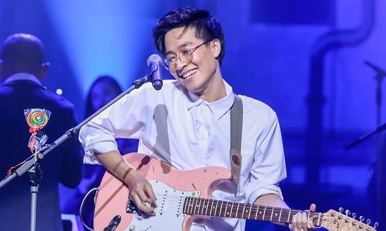 Thắng bị gạch tên khỏi hai show diễn Những thành phố mơ màng và Sạp show 4 bởi ồn ào đời tư.