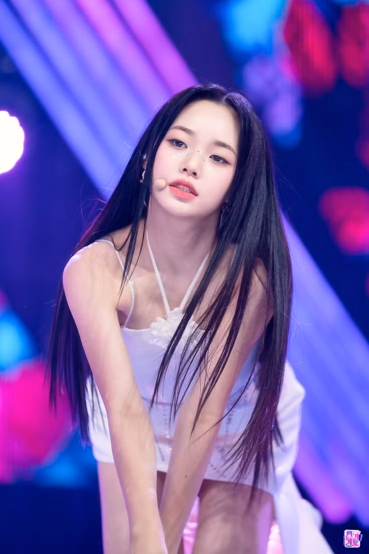 Nhiều thần tượng ra mắt ở độ tuổi 13, 14 trong những bốn năm trở lại đây.