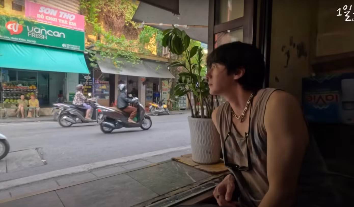 Jung II Woo ấn tượng mạnh với ẩm thực Việt Nam. Ảnh: CMH. Jung II Woo ấn tượng mạnh với ẩm thực Việt Nam. Ảnh: CMH.
