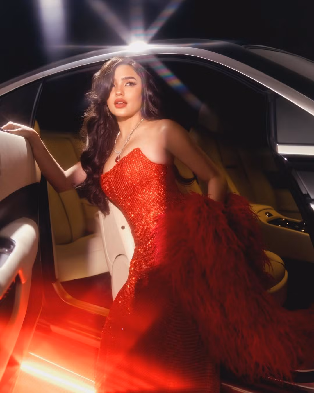 Trong lần phỏng vấn với Pep, Andrea Brillantes chia sẻ ngay từ khi còn nhỏ đã theo đuổi mục tiêu và ước mơ mang lại cuộc sống tốt nhất cho gia đình mình. "Tôi đã hợp tác với thương hiệu mỹ phẩm và có dòng sản phẩm cho riêng mình". Ngoài việc điều hành doanh nghiệp riêng, cô còn là trong những ngôi sao tuổi teen kiếm được nhiều tiền nhất hiện nay ở Philippines.