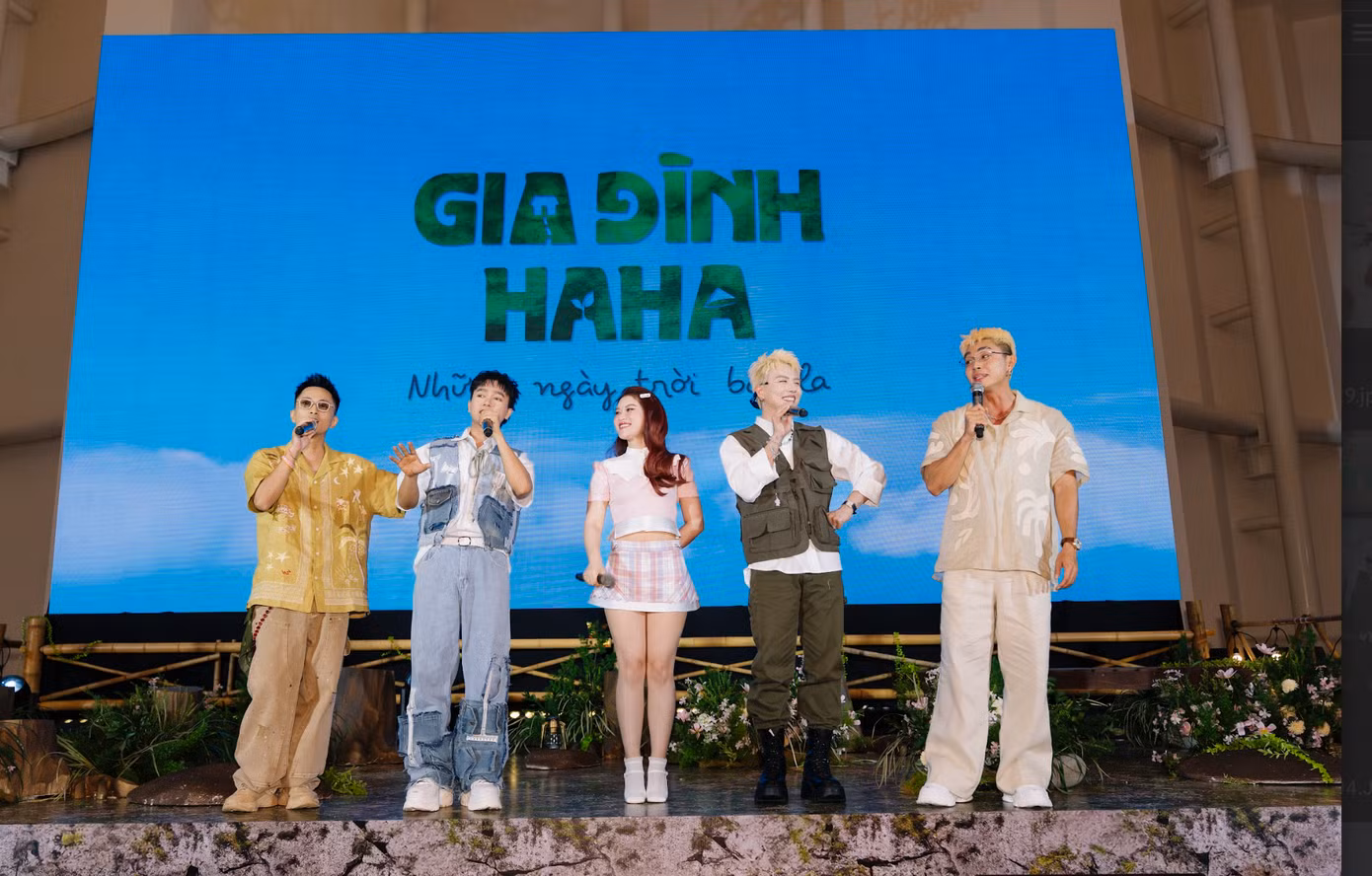Gia đình Haha ra mắt khán giả, quy tụ dàn anh tài, chị đẹp.