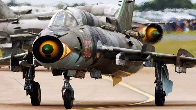 Su-22 rơi ở Nghệ An: Phi công điều khiển máy bay tránh khu dân cư ảnh 3 Su-22 rơi ở Nghệ An: Phi công điều khiển máy bay tránh khu dân cư ảnh 3