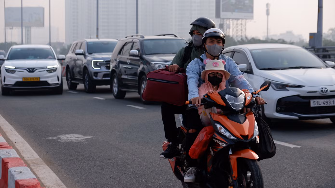 Trong những ngày giáp Tết, thời tiết TPHCM có ít mưa, trời se lạnh về sáng sớm, một vài ngày sẽ xuất hiện sương mù, chất lượng không khí giảm. Ảnh minh họa: Hữu Huy Trong những ngày giáp Tết, thời tiết TPHCM có ít mưa, trời se lạnh về sáng sớm, một vài ngày sẽ xuất hiện sương mù, chất lượng không khí giảm. Ảnh minh họa: Hữu Huy