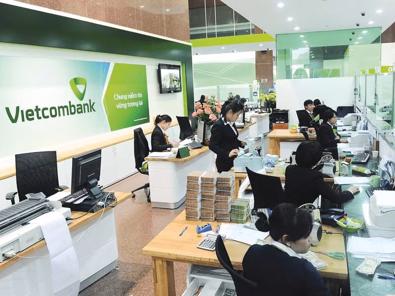 Việc bỏ room tín dụng khiến ngân hàng chủ động hơn trong việc tăng trưởng tín dụng. Việc bỏ room tín dụng khiến ngân hàng chủ động hơn trong việc tăng trưởng tín dụng.