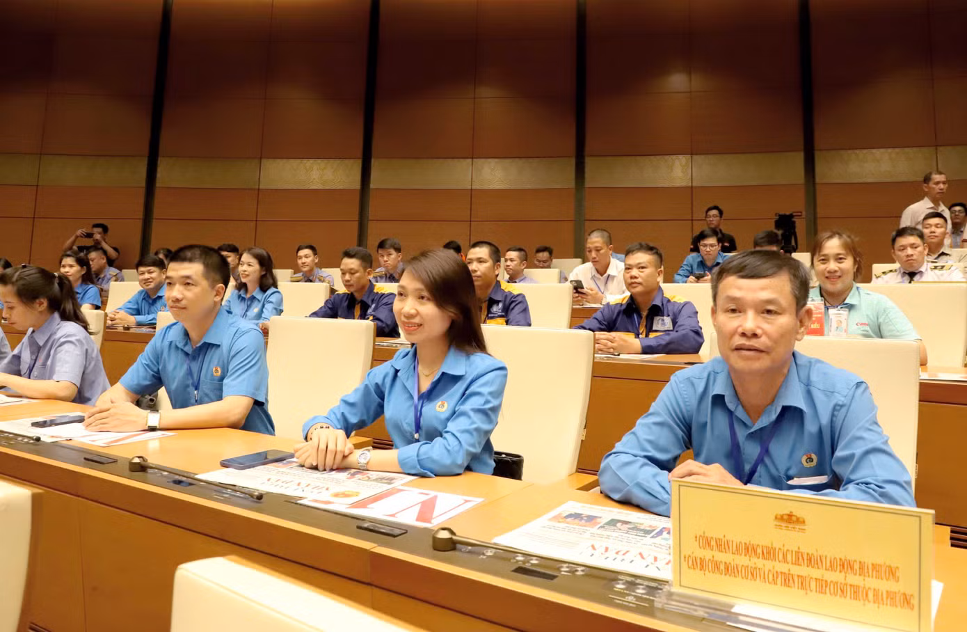 Các đại biểu dự diễn đàn