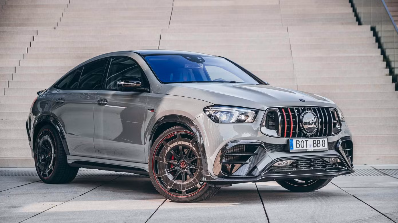 Xe sở hữu lưới tản nhiệt đặc trưng của Brabus.