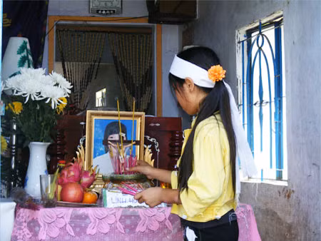 Vì phẫn uất chuyện gia đình, nữ sinh lớp 9 đã hành động dại dột