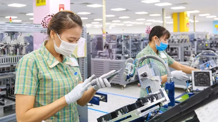 Xuất khẩu máy vi tính, sản phẩm điện tử và linh kiện từ đầu năm đến 15/10 tăng hơn 11,6 tỷ USD so với cùng kỳ năm ngoái.