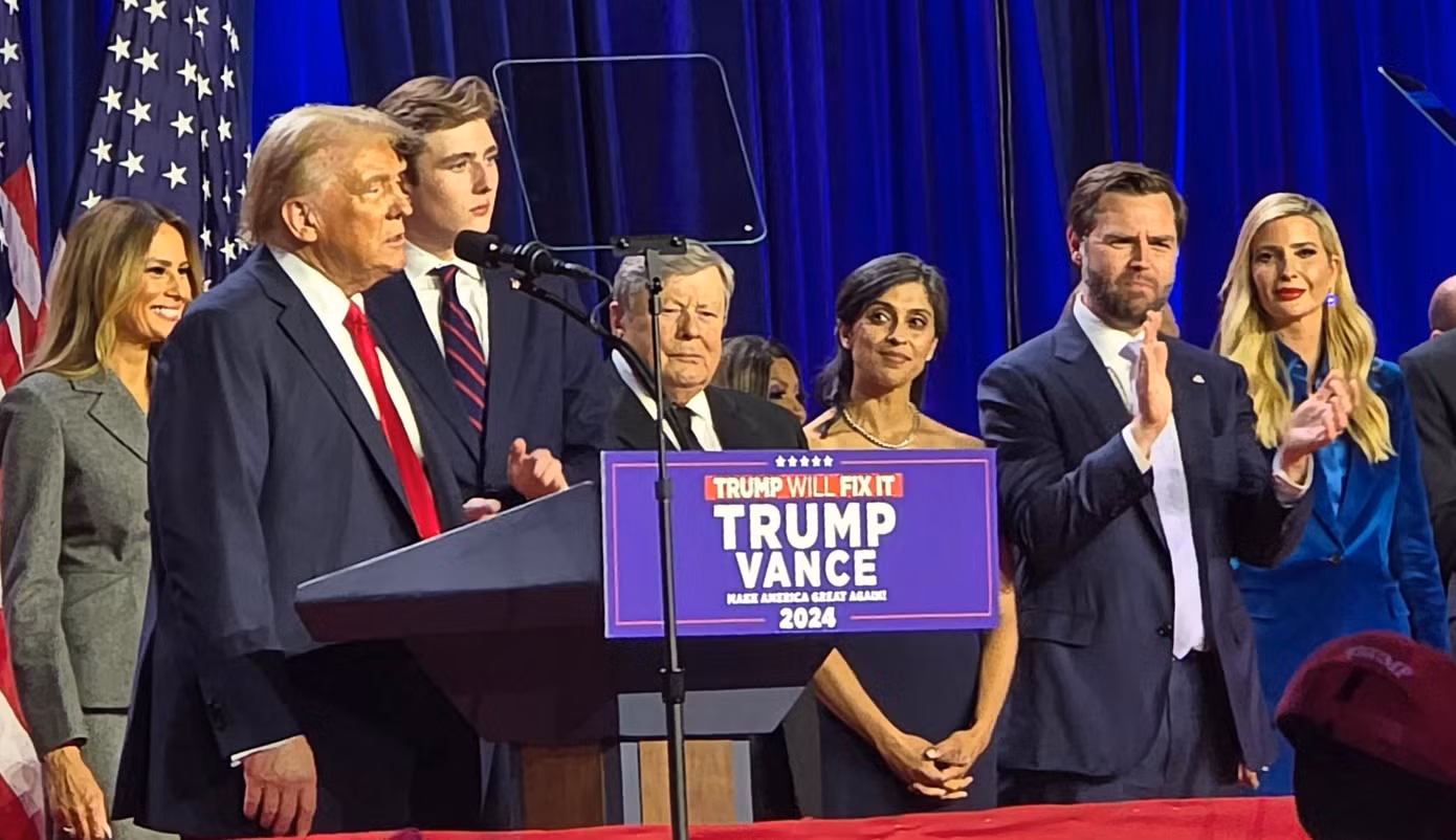 Ivanka Trump có mặt tại sự kiện công bố chiến thắng của ông Trump vào rạng sáng 6/11. Ảnh: SplashNews.com.