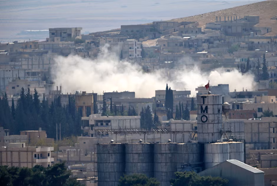 Khói đạn mịt mù gần biên giới Syria - Thổ Nhĩ Kỳ ảnh 11