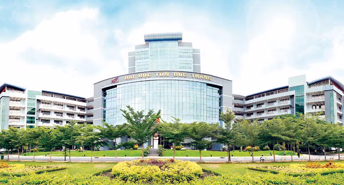 Chìa 3000 USD để vào trường chuyên ảnh 9