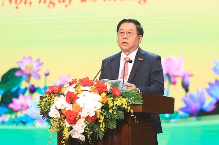 Đồng chí Nguyễn Trọng Nghĩa, Ủy viên Bộ Chính trị, Bí thư Trung ương Đảng, Trưởng Ban Tuyên giáo Trung ương phát biểu tại buổi Lễ.