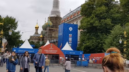 Ký sự World Cup: Thành Len lặng lẽ trước bán kết ảnh 4