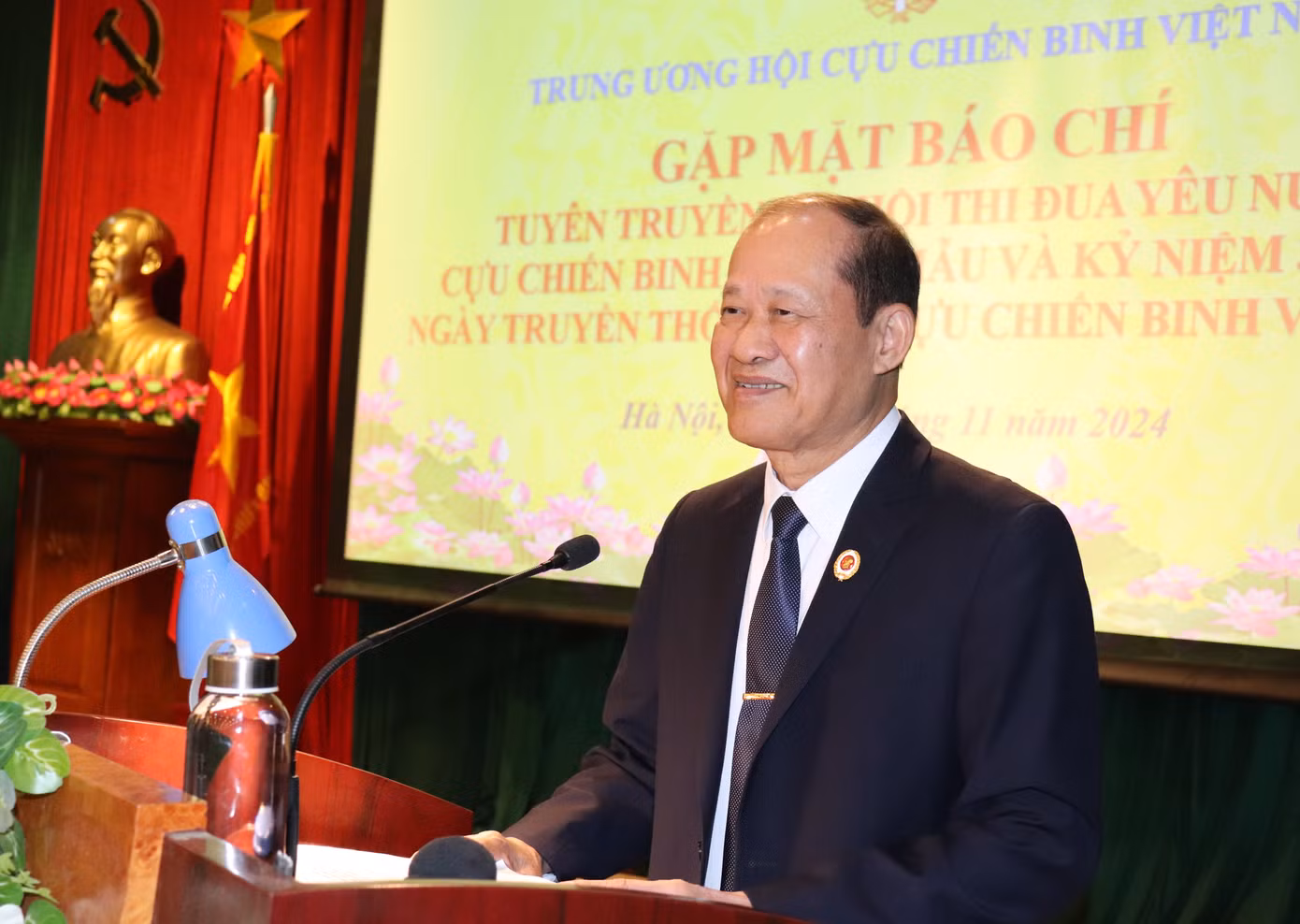 Thượng tướng Bế Xuân Trường phát biểu tại buổi gặp mặt báo chí.