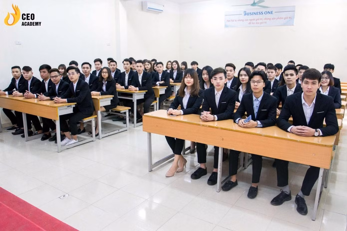Trường Huấn luyện Doanh nhân CEO Việt Nam - Kiến tạo chủ doanh nghiệp.