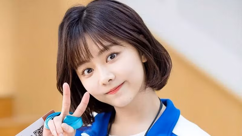 Ngọc Huyền được khen dễ thương không thua kém Đàm Tùng Vận.