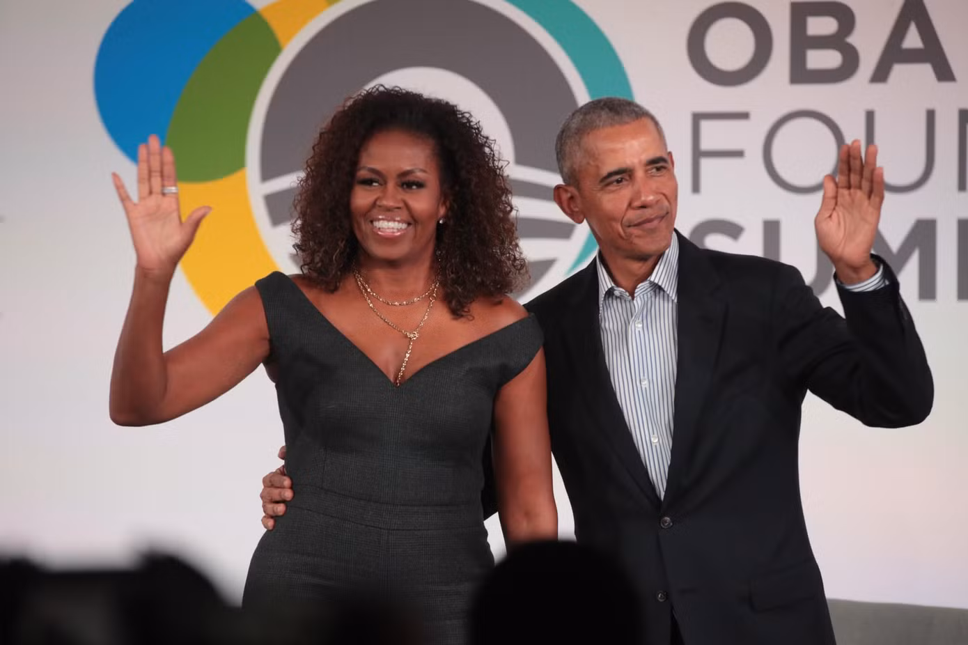 Vợ chồng Sussex bị chê lười biếng khi so sánh với gia đình Obama. Ảnh: Getty Images.
