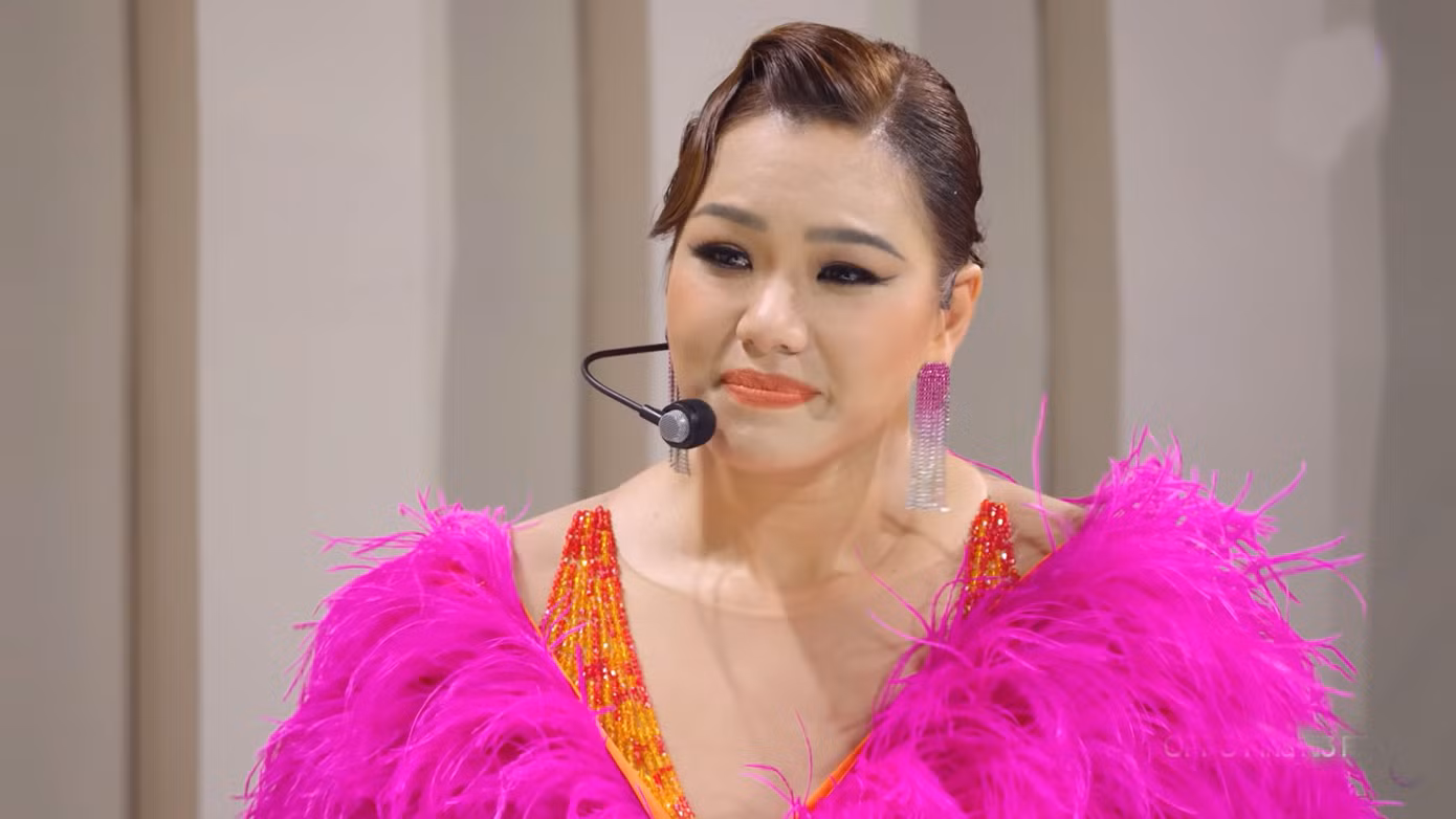 Phương Vy bày tỏ sự xúc động khi trở lại sân khấu ca nhạc. Ảnh: CMH