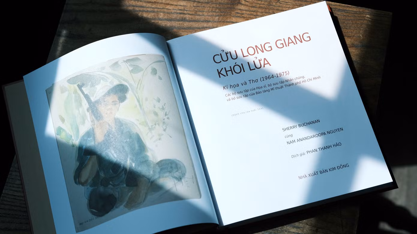 Cuốn sách là một di sản thị giác độc đáo, tái hiện bằng đường nét và màu sắc một chương sử Việt Nam bi tráng.