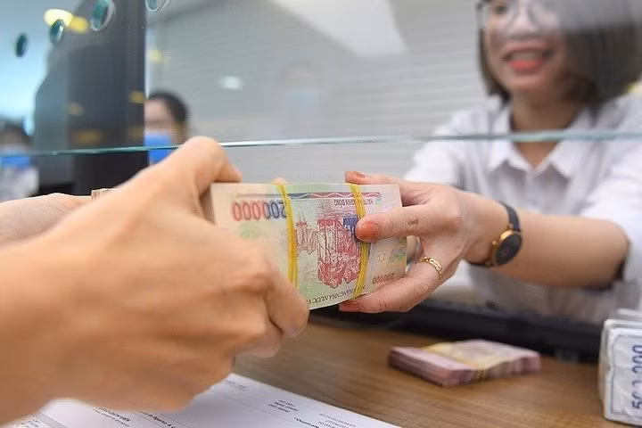 Nhiều ngân hàng được "nới" room lên hơn 20%.