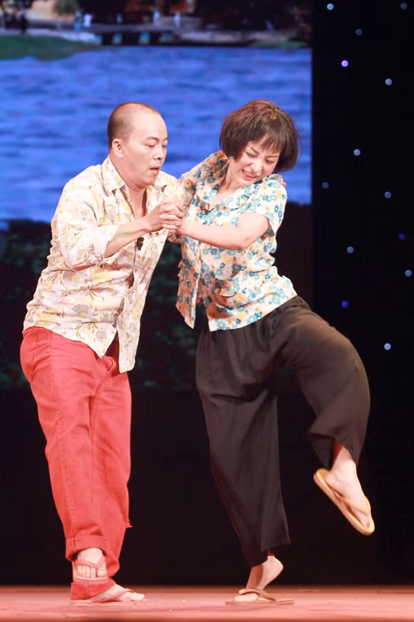 Thúy Nga khi đẹp lộng lẫy, lúc xấu hơn...quỷ ảnh 7
