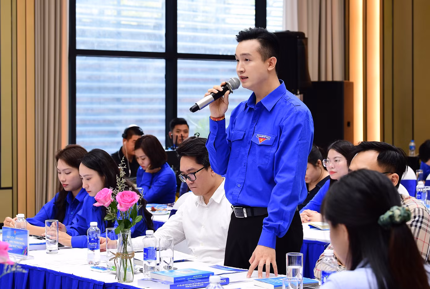 Các đại biểu trình bày tham luận tại hội thảo. Ảnh: Xuân Tùng