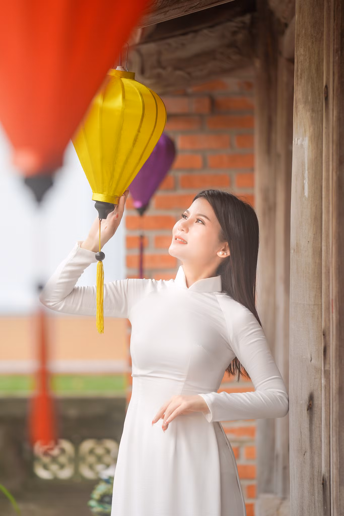 Khung cảnh yên bình của ngôi chùa.
