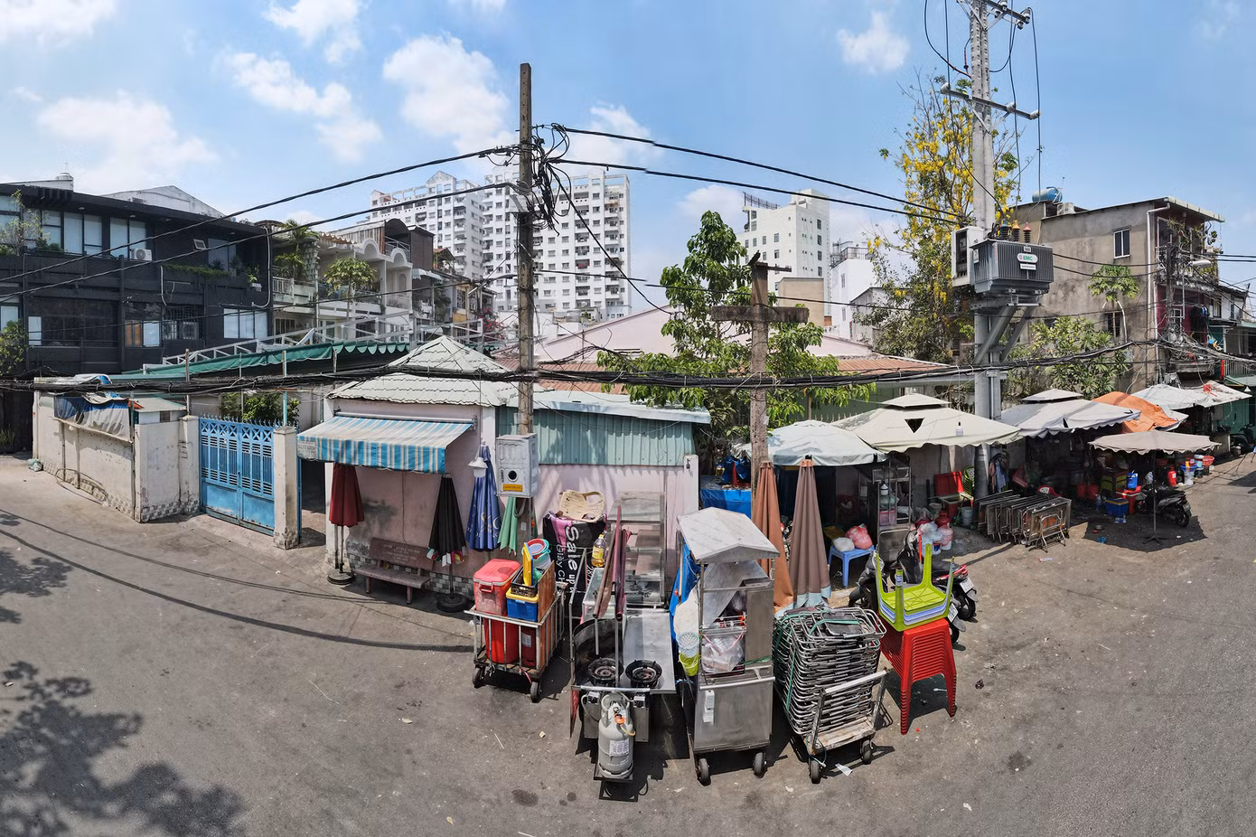Đến năm 2007, dự án chỉnh trang khu Mả Lạng được chuyển giao cho Công ty TNHH Tập đoàn Bitexco làm chủ đầu tư.