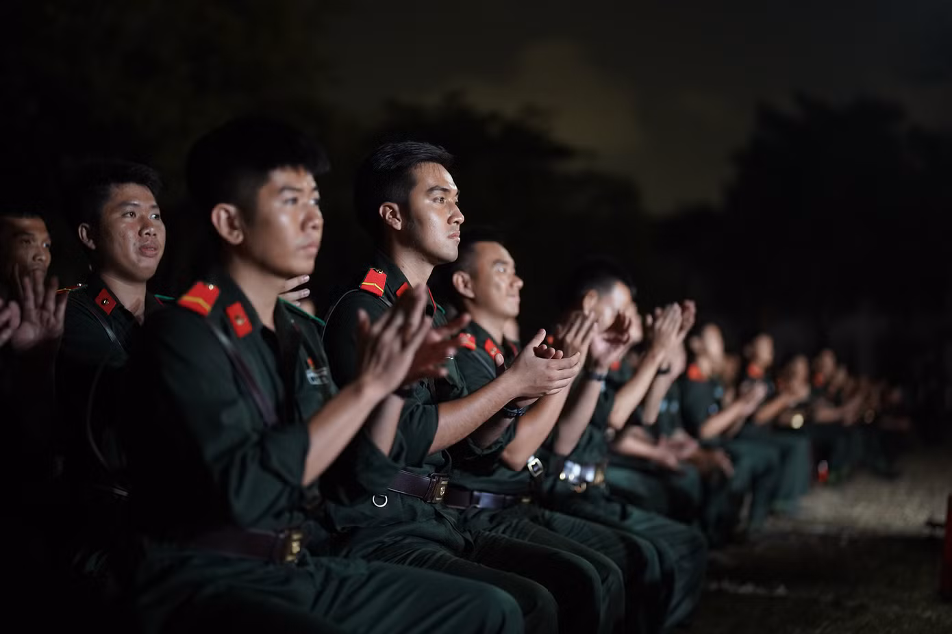 Hình ảnh đẹp của người đoàn viên thanh niên công an thành phố đã được khắc họa rõ nét trong từng việc làm, hành động vì bình yên và cuộc sống của người dân thành phố, , cao điểm tuyên truyền pháp luật được triển khai có hiệu quả đẩy mạnh công tác phát động phong trào toàn dân bảo vệ an ninh Tổ Quốc tại cơ sở, nâng cao hiệu quả đấu tranh tố giác tội phạm.