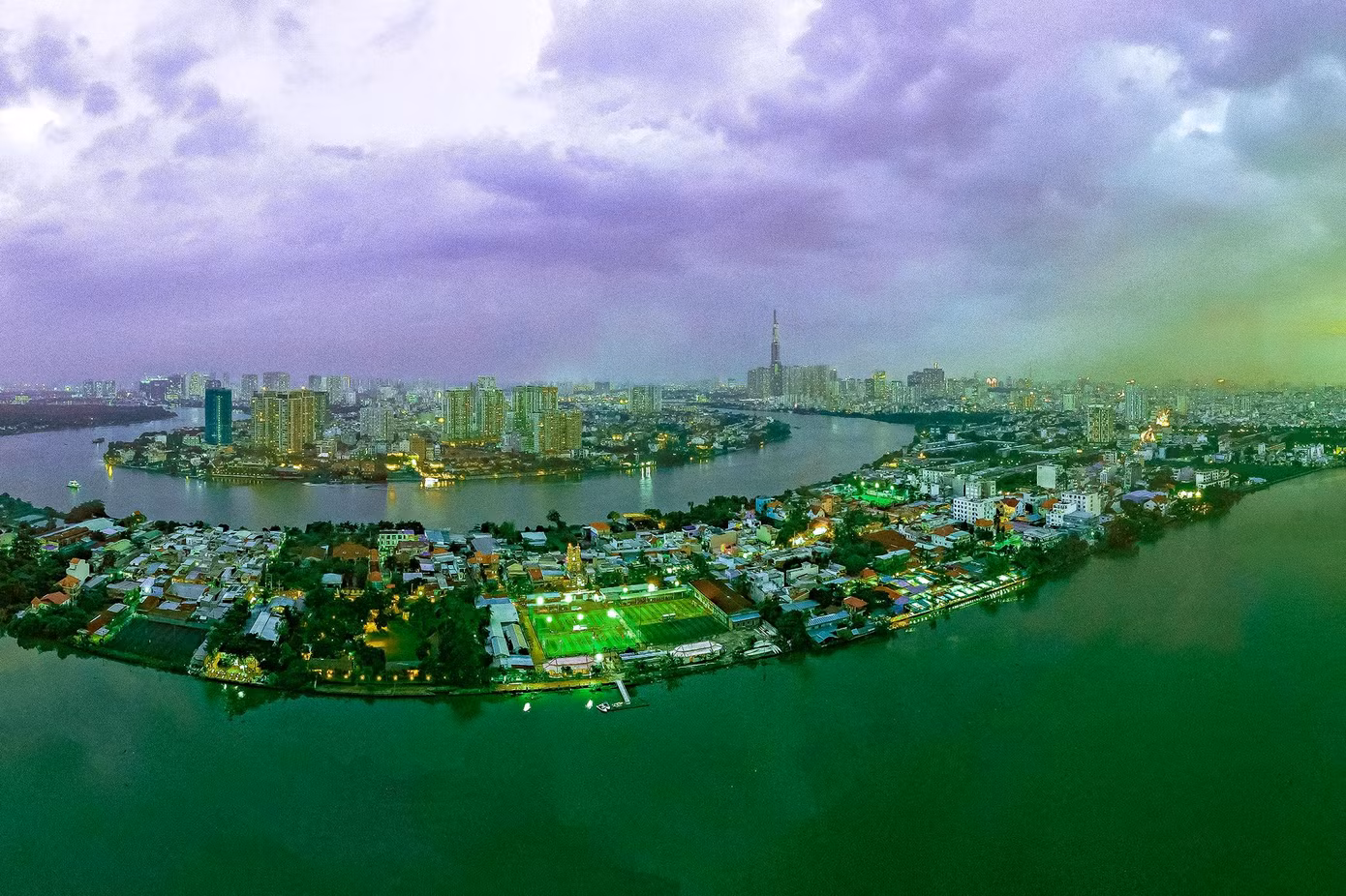 Theo dự kiến, các cây cầu vượt sông Sài Gòn sẽ còn có thêm hai "người em" nữa, đặc biệt trong số đó là cầu bộ hành.