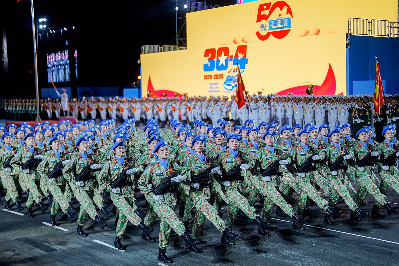 Khối nữ sĩ quan Gìn giữ hòa bình.
