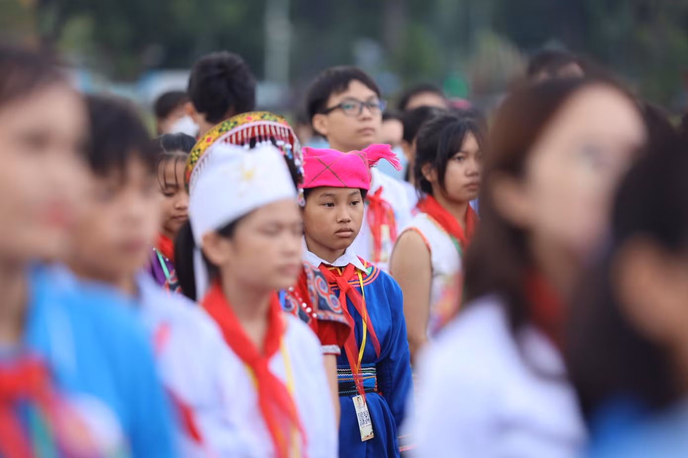 Đây là những thiếu nhi dân tộc tiêu biểu về học tập, rèn luyện. - Ảnh: Như Ý